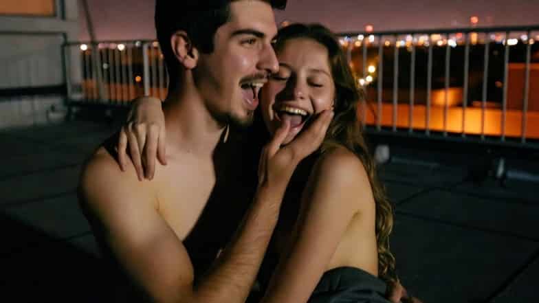 Bangla Choti Golpo কলেজের ছাদে প্রথম রাত